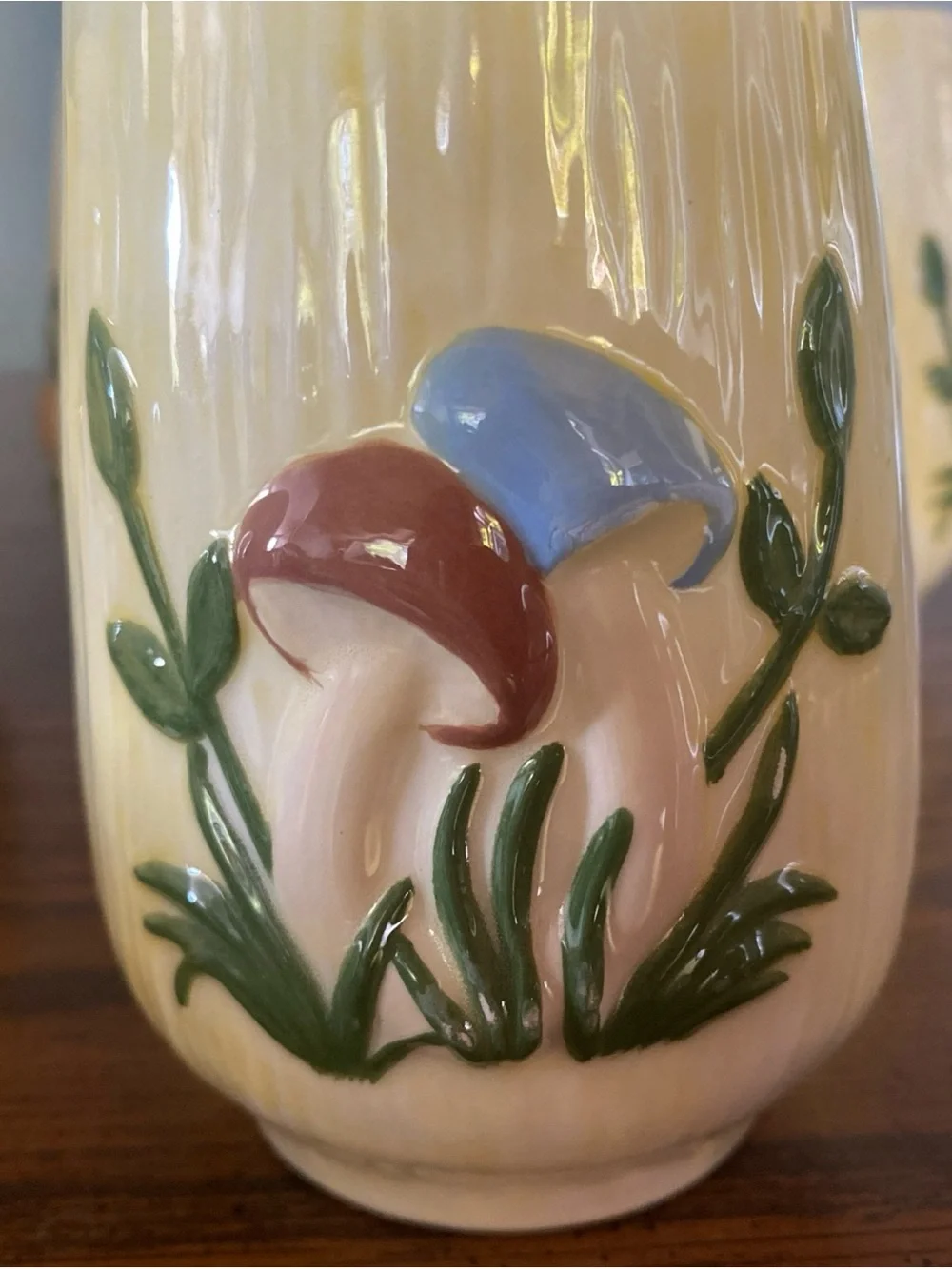 RARE Vintage 1970s Arnel's Ceramic Mushroom Tumblers - Set of 5 Yellow with Blue